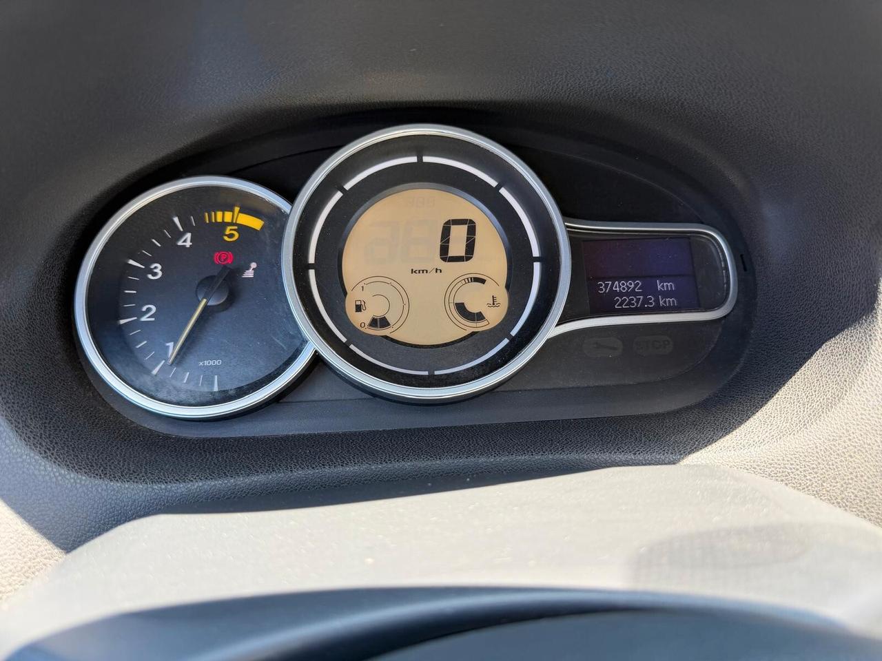 Renault Megane Mégane 1.5 dCi - DIESEL - 2011