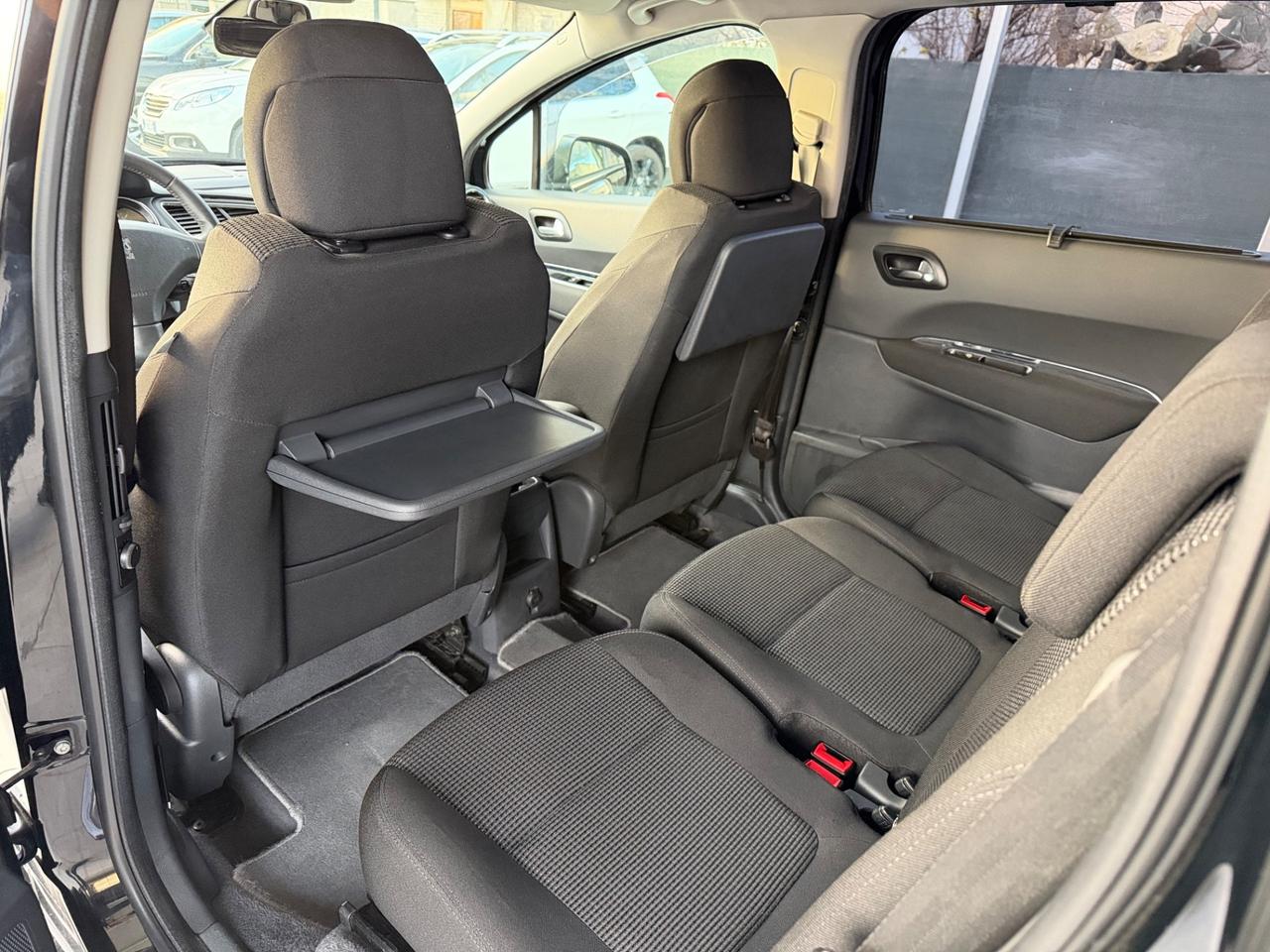 Peugeot 5008 1.6 HDi 112CV Premium