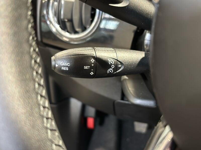 FIAT 500C 500 1.0 Hybrid Dolcevita