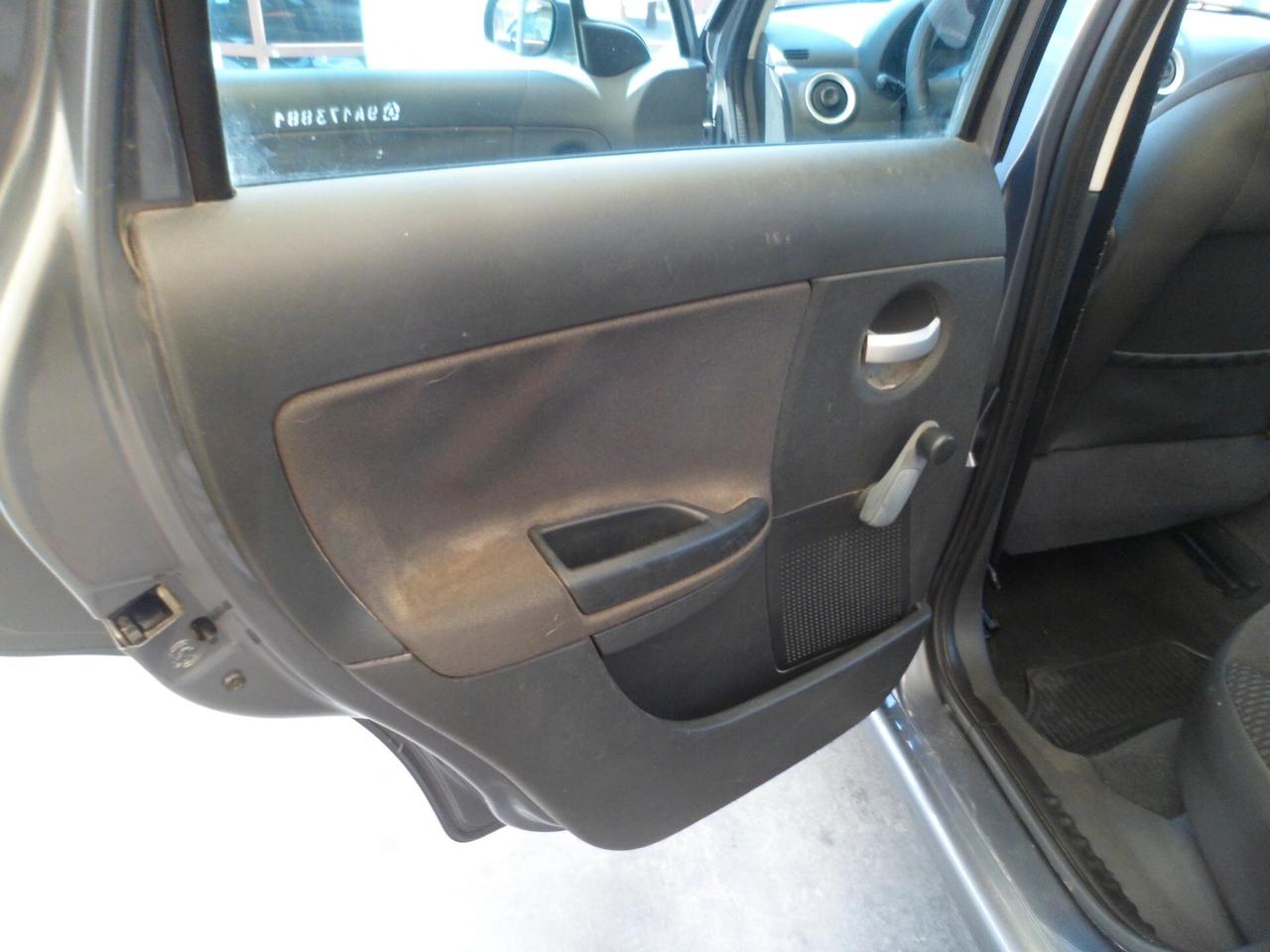 CITROEN C3 1.1 gpl casa madre full neopatentati 09