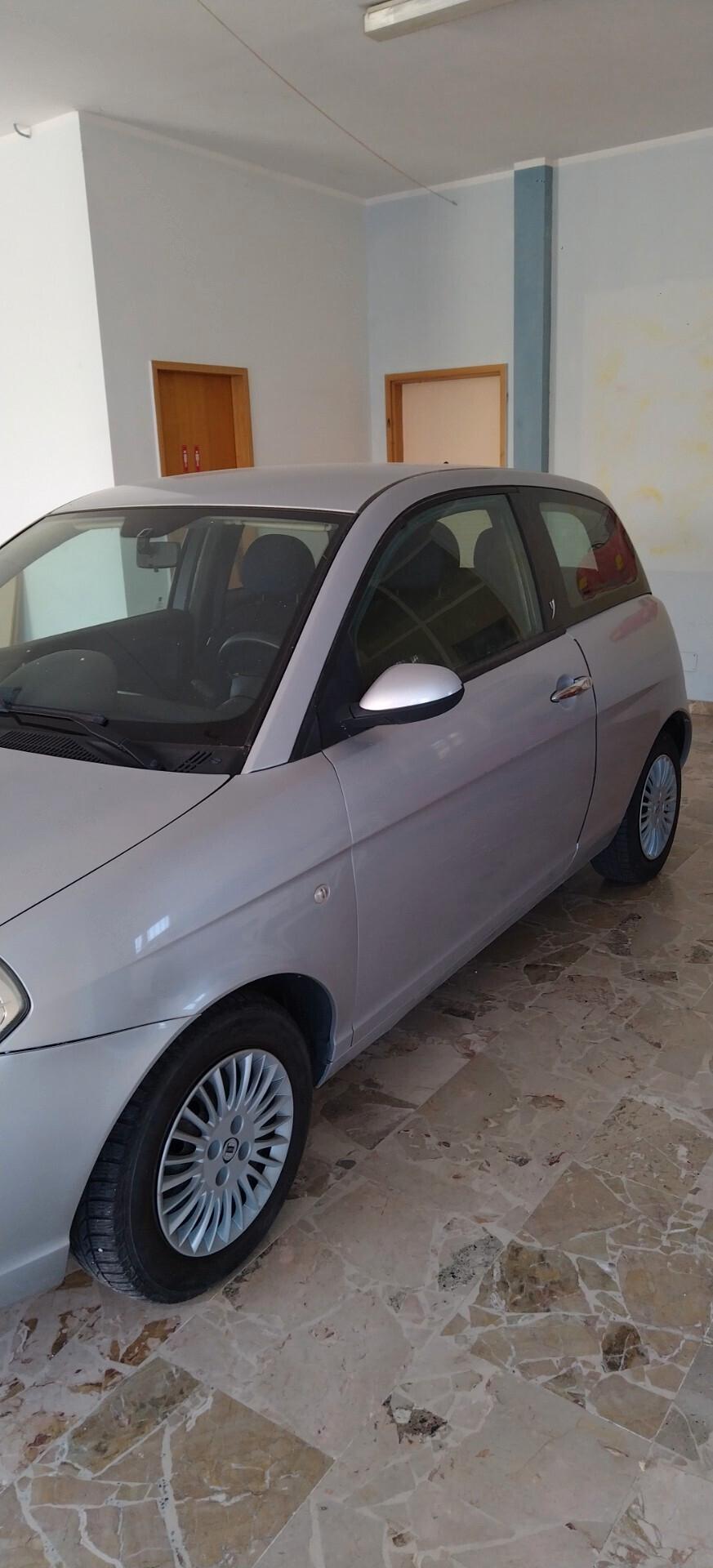 Lancia Ypsilon 1.2 FINANZIABILE