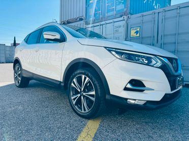 Nissan Qashqai 1.3 DIG-T 140 CV Tekna