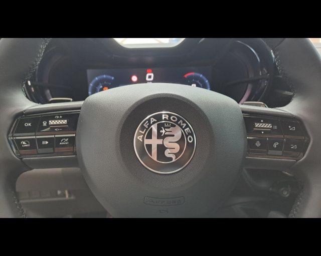 ALFA ROMEO Junior 1.2 ibrida Speciale 136cv edct6