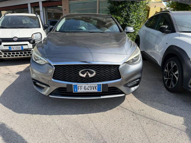 INFINITI Q30 1.5 diesel Premium Tech EURO 6