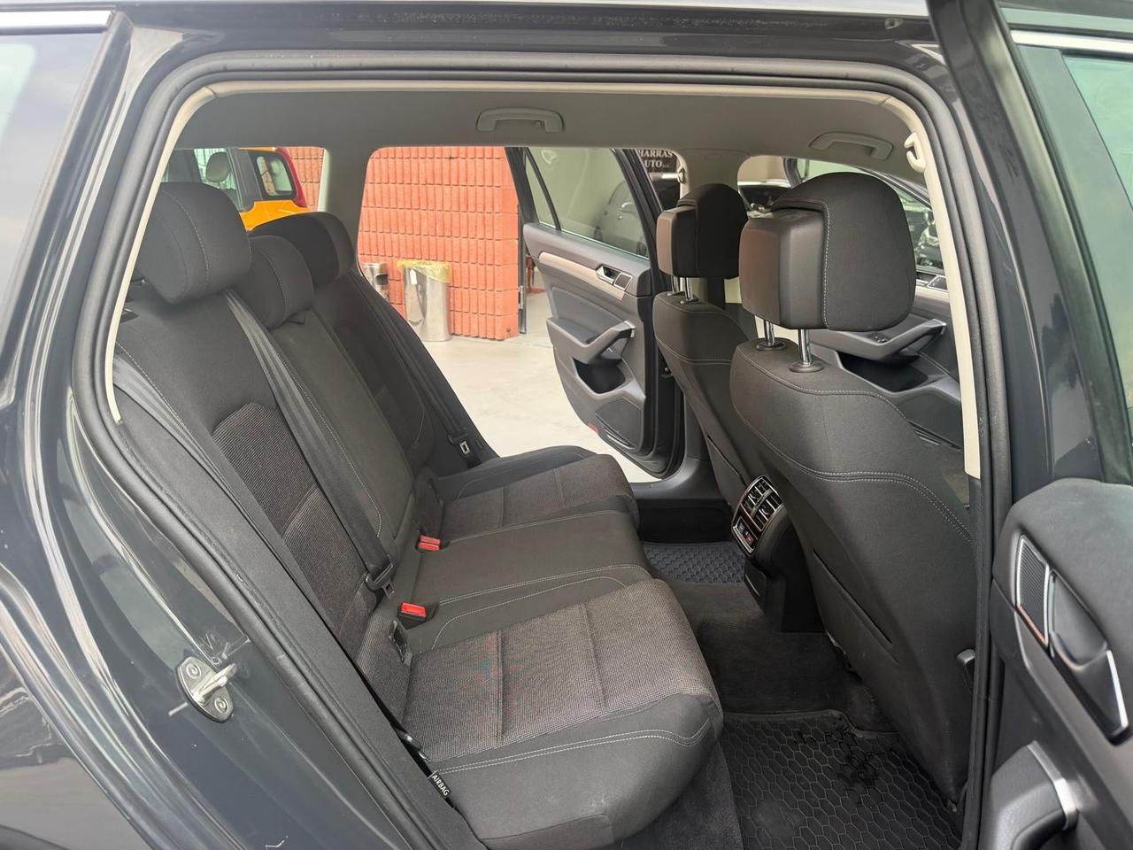Volkswagen Passat 2.0 TDI SCR DSG Executive BMT