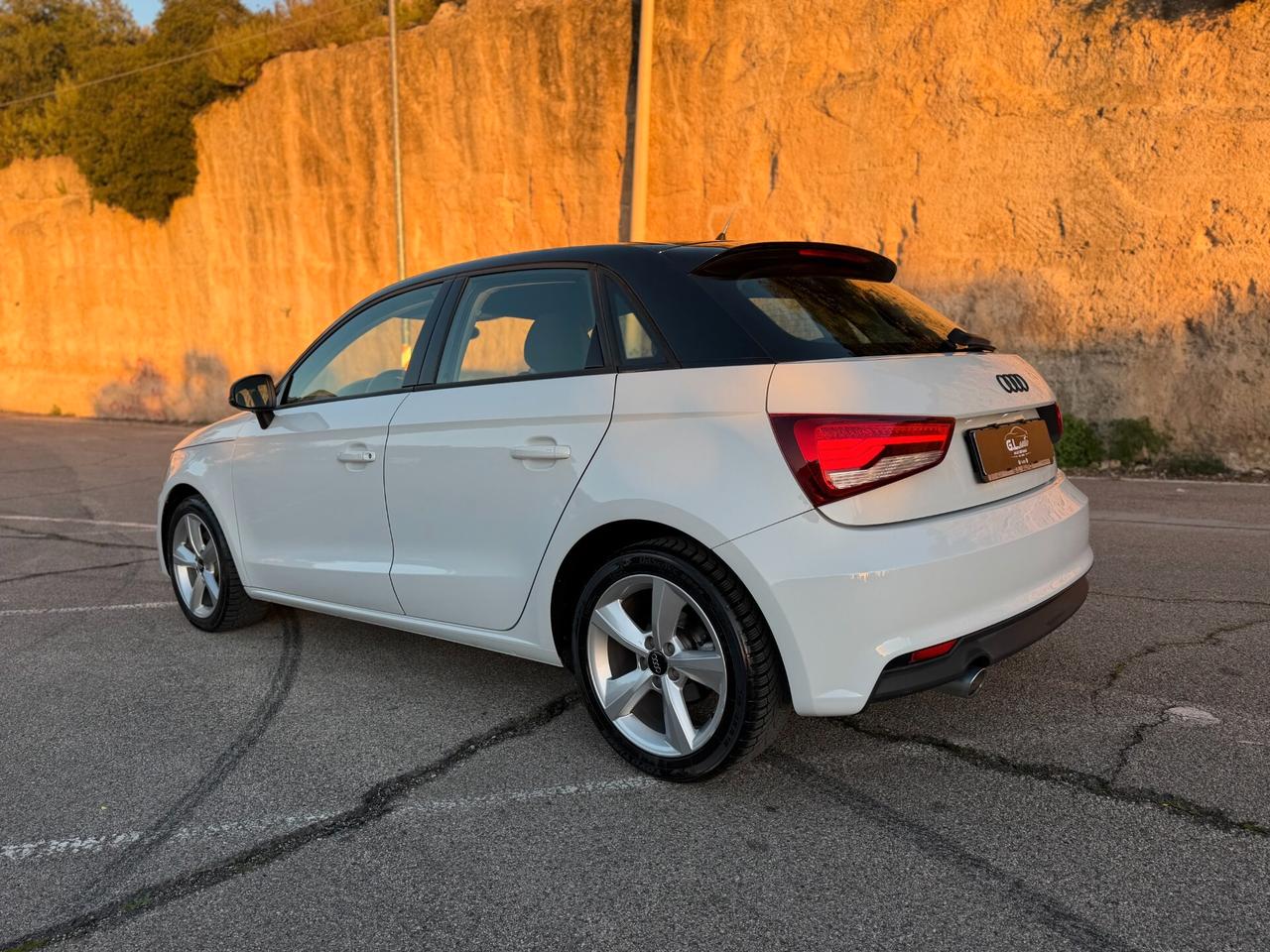 Audi A1 SPB/1.6 TDI 116CV/LED/SOLO 109000 KM