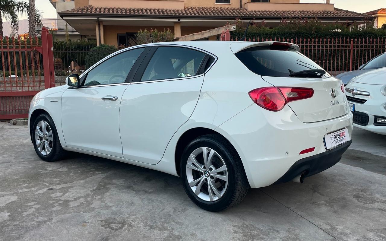 ALFA ROMEO Giulietta 1.6 JTDm-2 105CV DISTINCTIVE