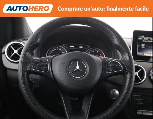 MERCEDES-BENZ B 180 Executive