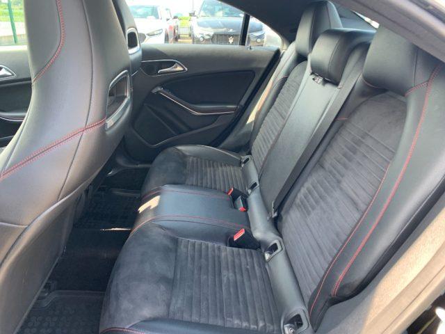 MERCEDES-BENZ CLA 180 Premium