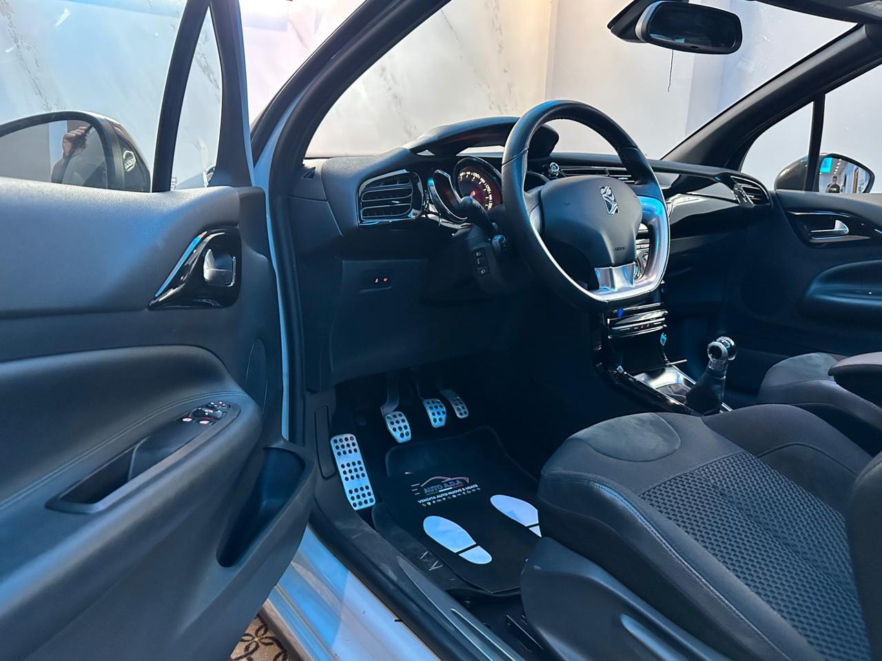 Ds DS3 DS 3 BlueHDi 100 S&S So Chic Cabrio