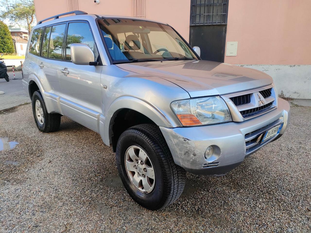 Mitsubishi Pajero 3.2 16V DI-D 7 posti e gancio