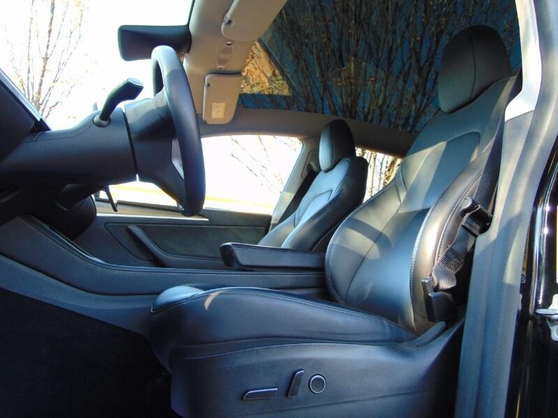 TESLA Model Y Model Y Long Range AWD