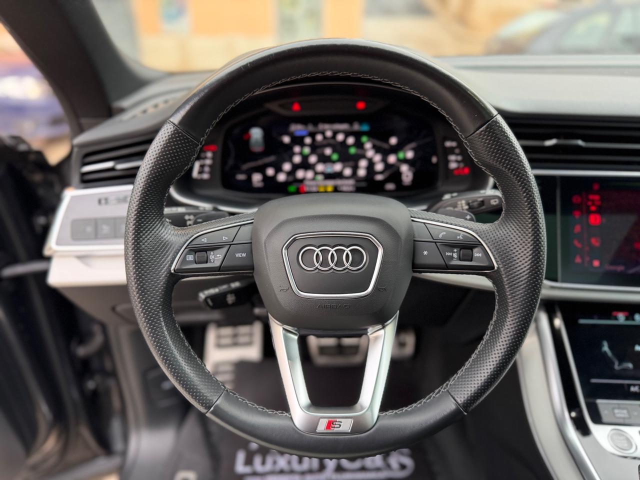 Audi Q8 50 TDI 286 CV QUATTRO S LINE EDITION TETTO MATRIX LED