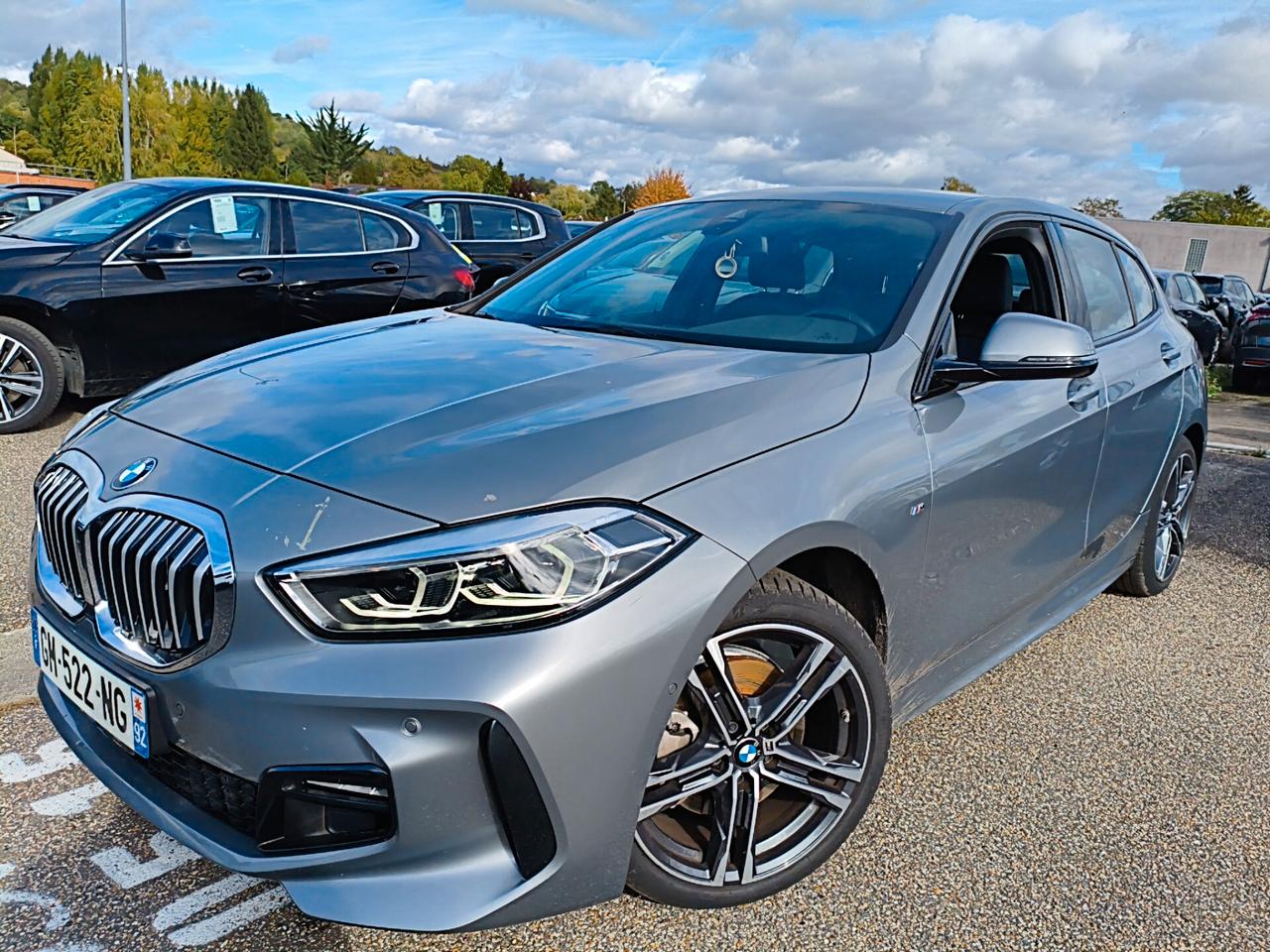 BMW 118i 136CV STEPTRONIC MSPORT ( FARI LED - BMW DIGITAL COKCPIT - PELLE - ACTIVE CRUISE - NAVI - MIRROR - PARK ASSISTANT - TELECAMERA POST. - CERCHI 18 )