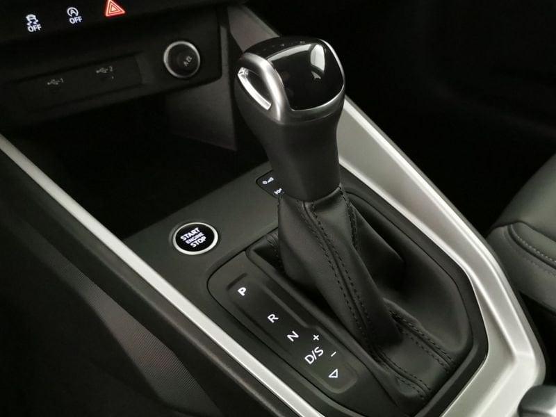 Audi A1 Sportback 25 1.0 tfsi s-tronic