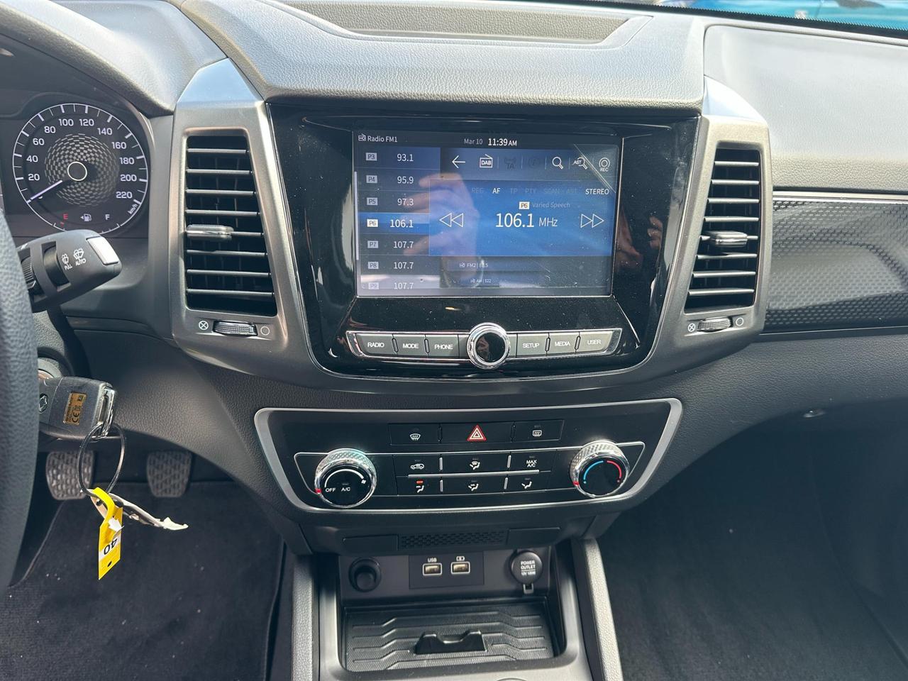 Ssangyong Rexton Sports XL Double Cab Rexton Sports XL 2.2 double cab Work 4wd