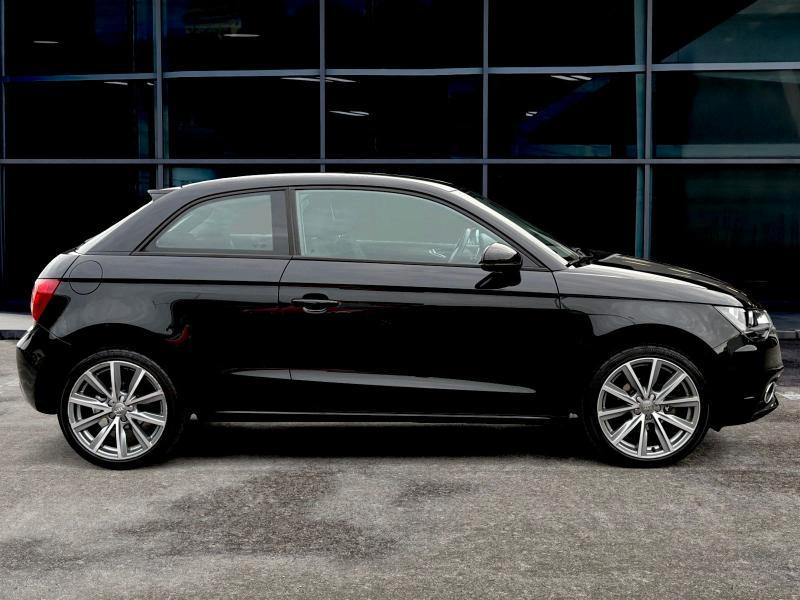 Audi A1 3 Porte A1 1.2 tfsi 85 CV Admired OK NEOPATENTATI
