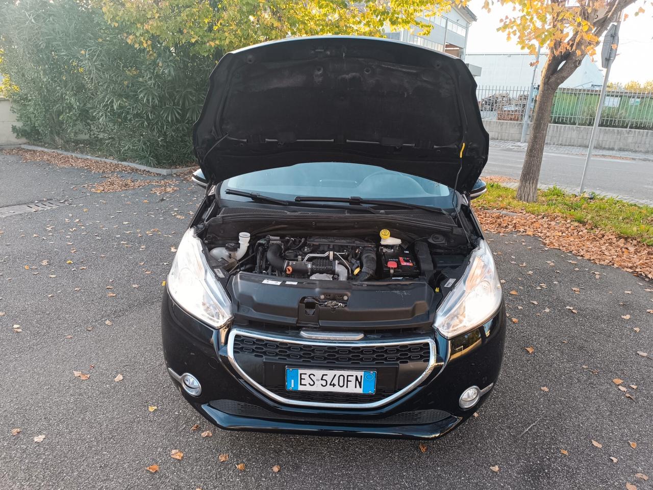 Peugeot 208 1.4 HDI 5 porte 2013 SOLO 129.000 KM