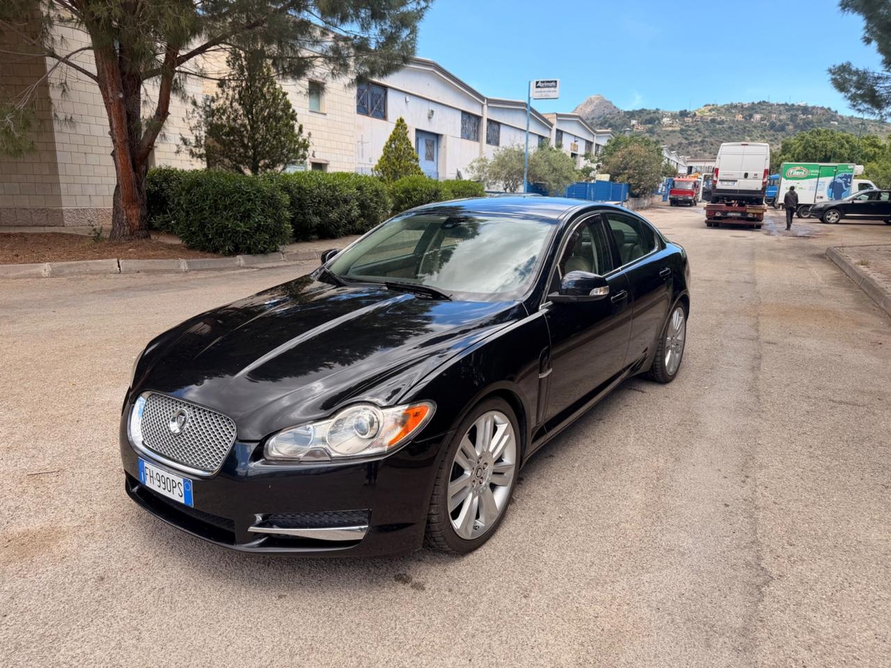 Jaguar XF 2.7 D 200 CV Premium Luxury