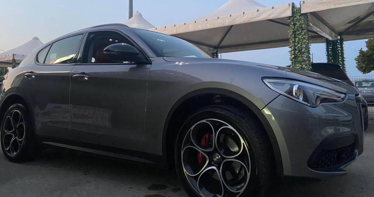 Alfa Romeo Stelvio 2.2 210 CV Q4 B-Tech FULL NUOVA