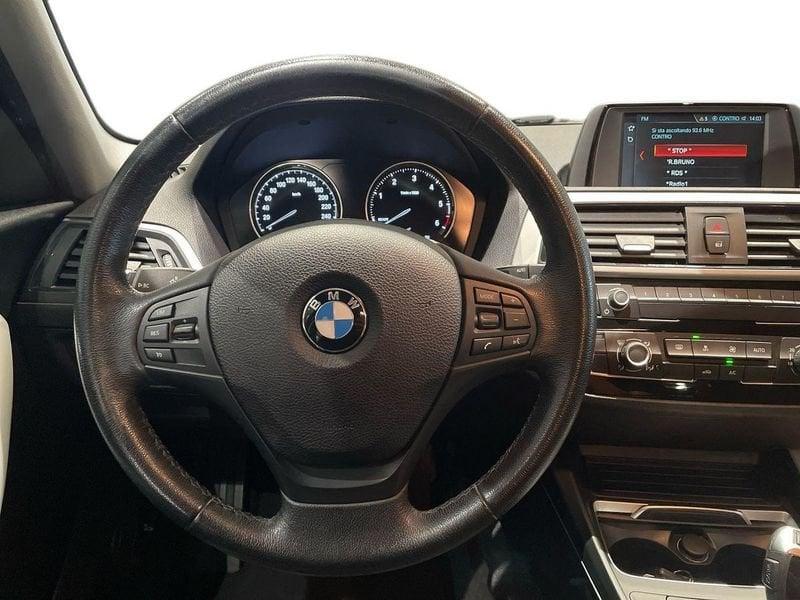 BMW Serie 1 118d Business 5p auto