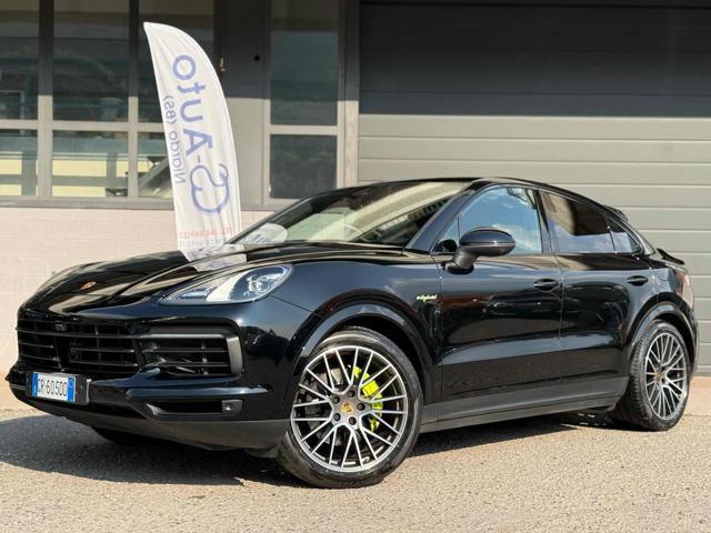 PORSCHE Cayenne Coupé 3.0 V6 E-Hybrid IVA ESPOSTA
