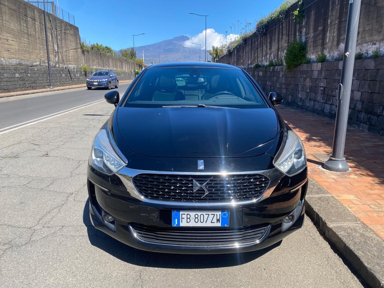 Ds DS5 DS 5 BlueHDi 180 S&S EAT6 Chic
