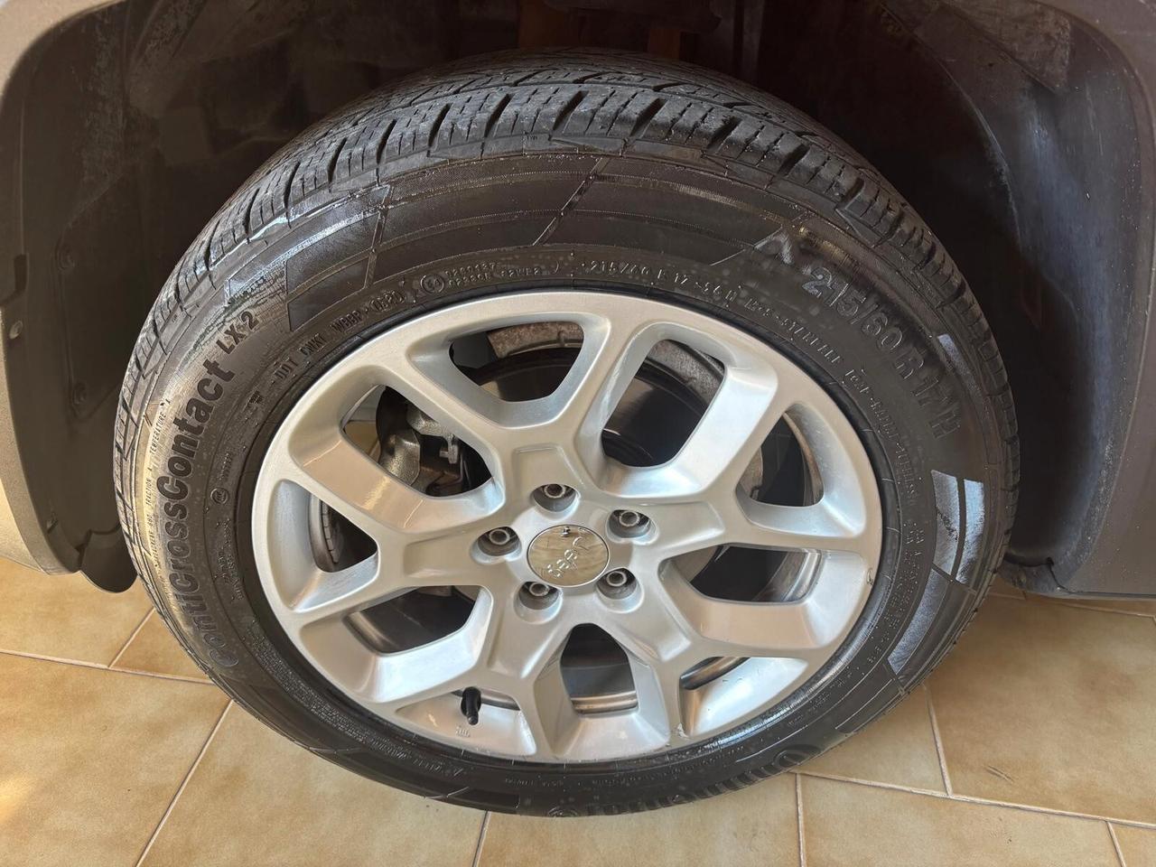 JEEP RENEGATE ANNO 2015 DS 1.6 ADATTA NEOPATENTATI KM 161 MILA