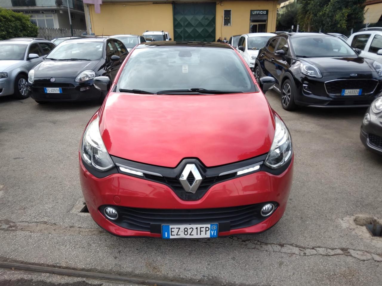 Renault Clio 1.5 dCi Costume National 2015
