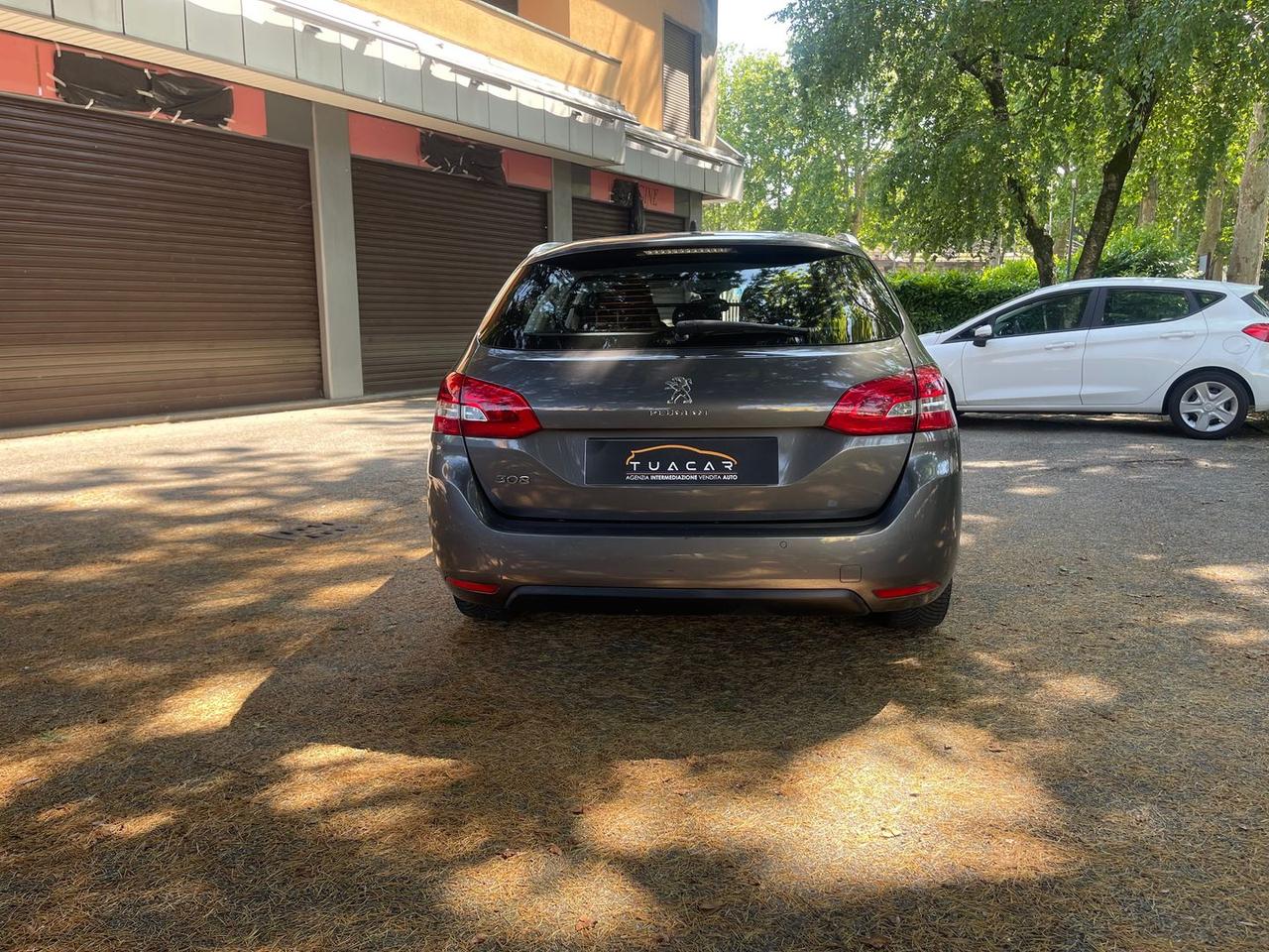 Peugeot 308 Allure 1.5 Blue HDI 130