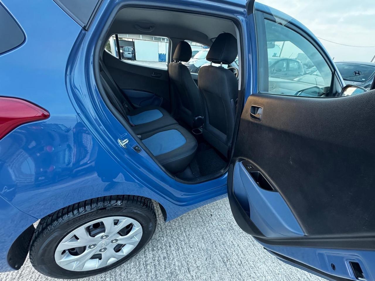 Hyundai i10 MPI Sound Edition Cambio Automatico