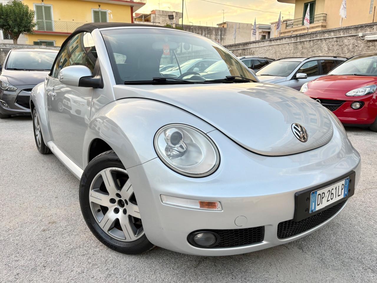 Volkswagen New Beetle 1.6 GPL cabrio