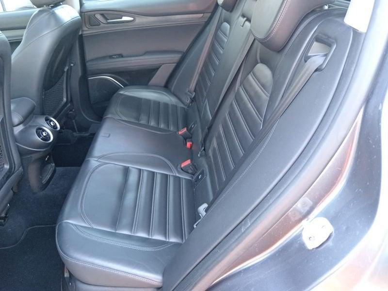 Alfa Romeo Stelvio Stelvio 2.2 Turbodiesel 210 CV AT8 Q4 Executive
