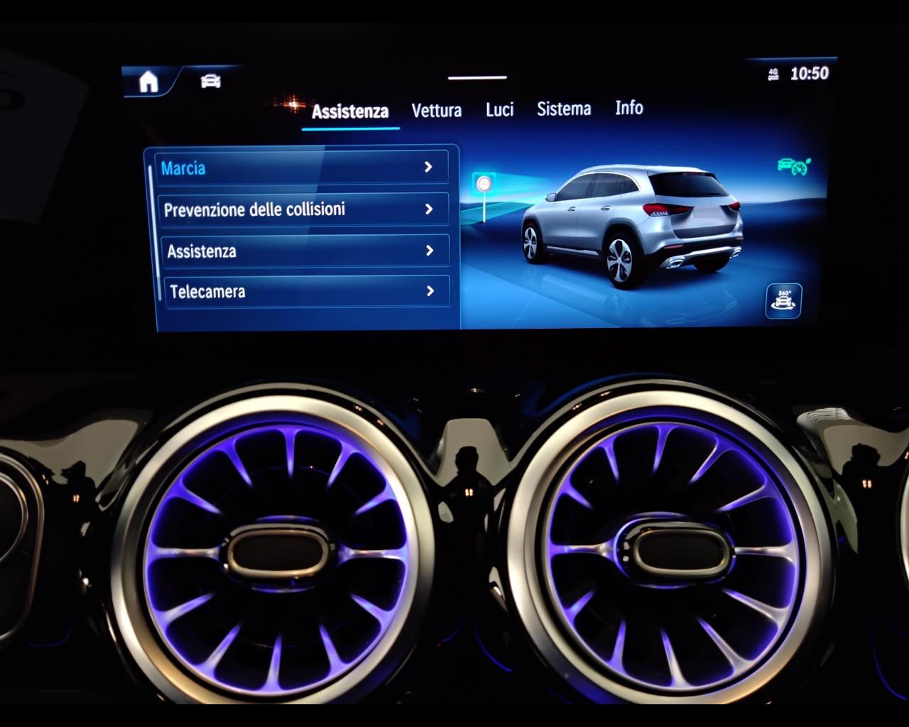 Mercedes-Benz GLA-H247 2023 - GLA 180 d AMG Line Advanced Plus auto