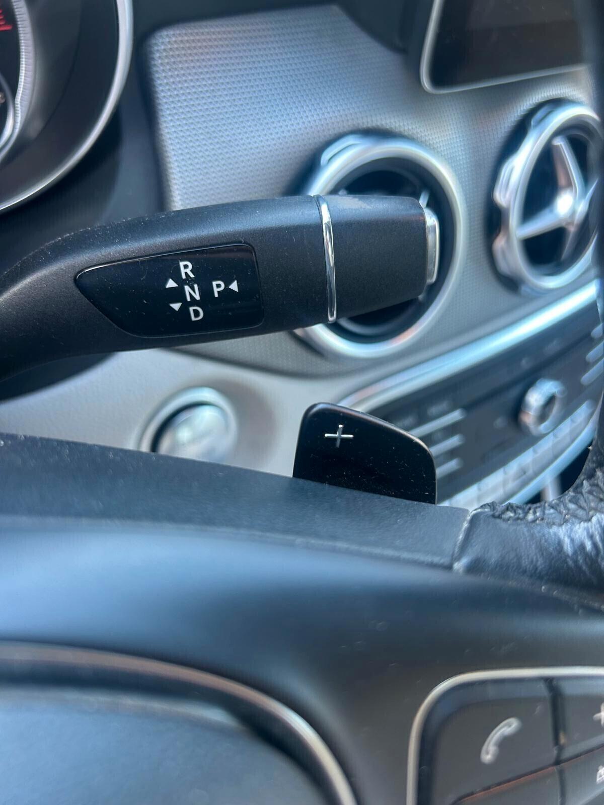 Mercedes-benz GLA 200 180 d Automatic Premium - 2017