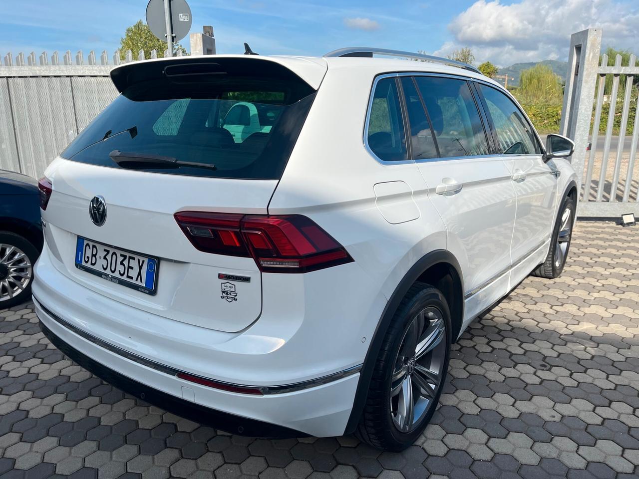 VW Tiguan 2.0 TDI 150 CV DSG 4MOTION R-Line *IN ARRIVO*