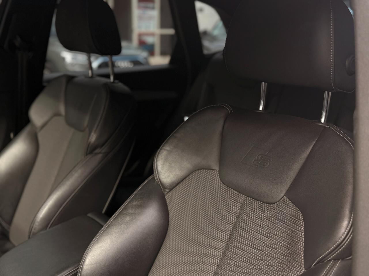 Audi Q5 35 TDI S tronic line plus