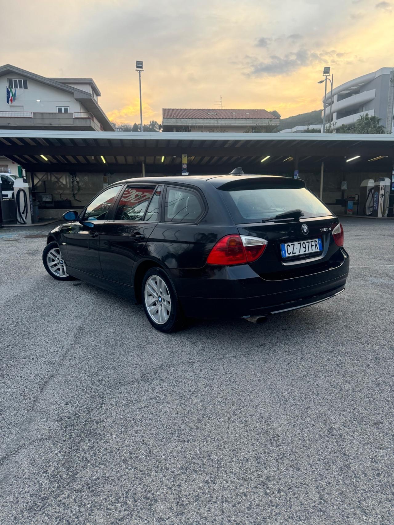 Bmw 320 320d cat Touring Attiva