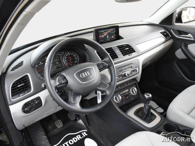 AUDI Q3 2.0 TDI quattro, Navi, Tetto panorama, Retrocamera