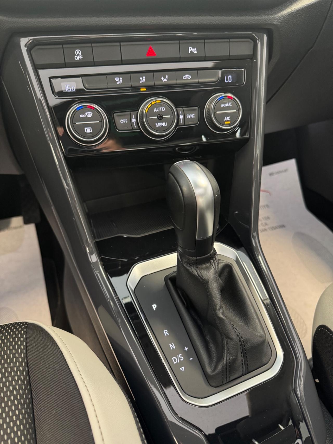 Volkswagen T-Roc 2.0 TDI 150 CV DSG TETTO APRIBILE
