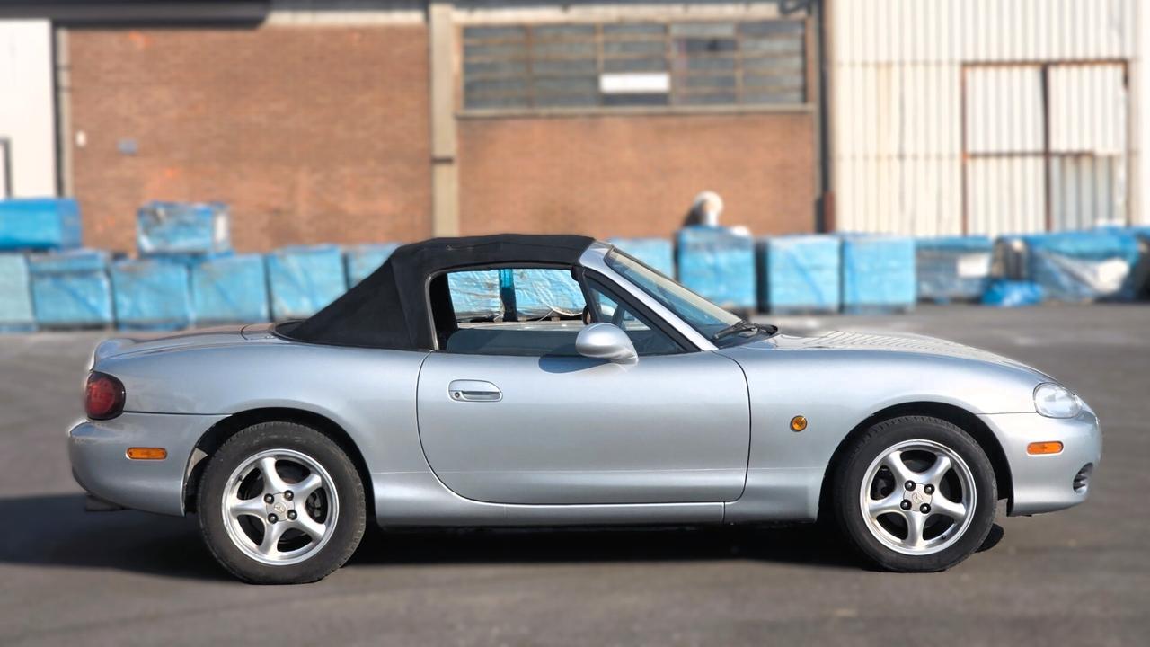 Mazda MX5 1.6 Con CLIMA