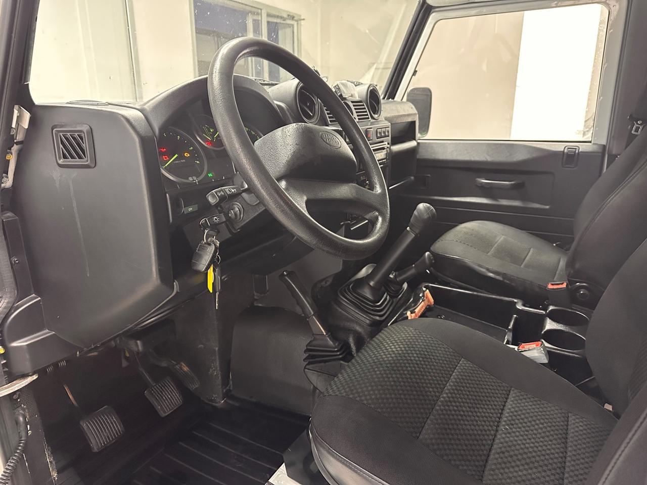 Land Rover Defender 90 2.2 TD4 Station Wagon E N1