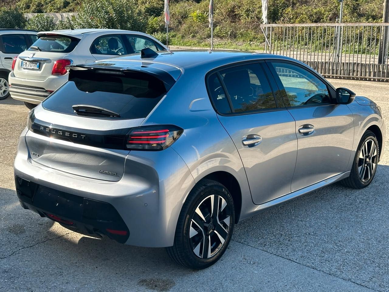 Peugeot 208 Hybrid 110 e-DCS6 Allure