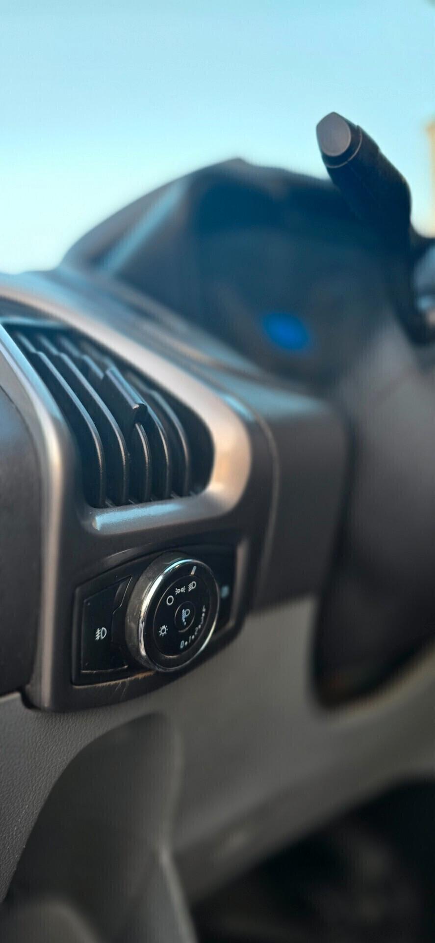 Ford transit custom Tetto alto 2017