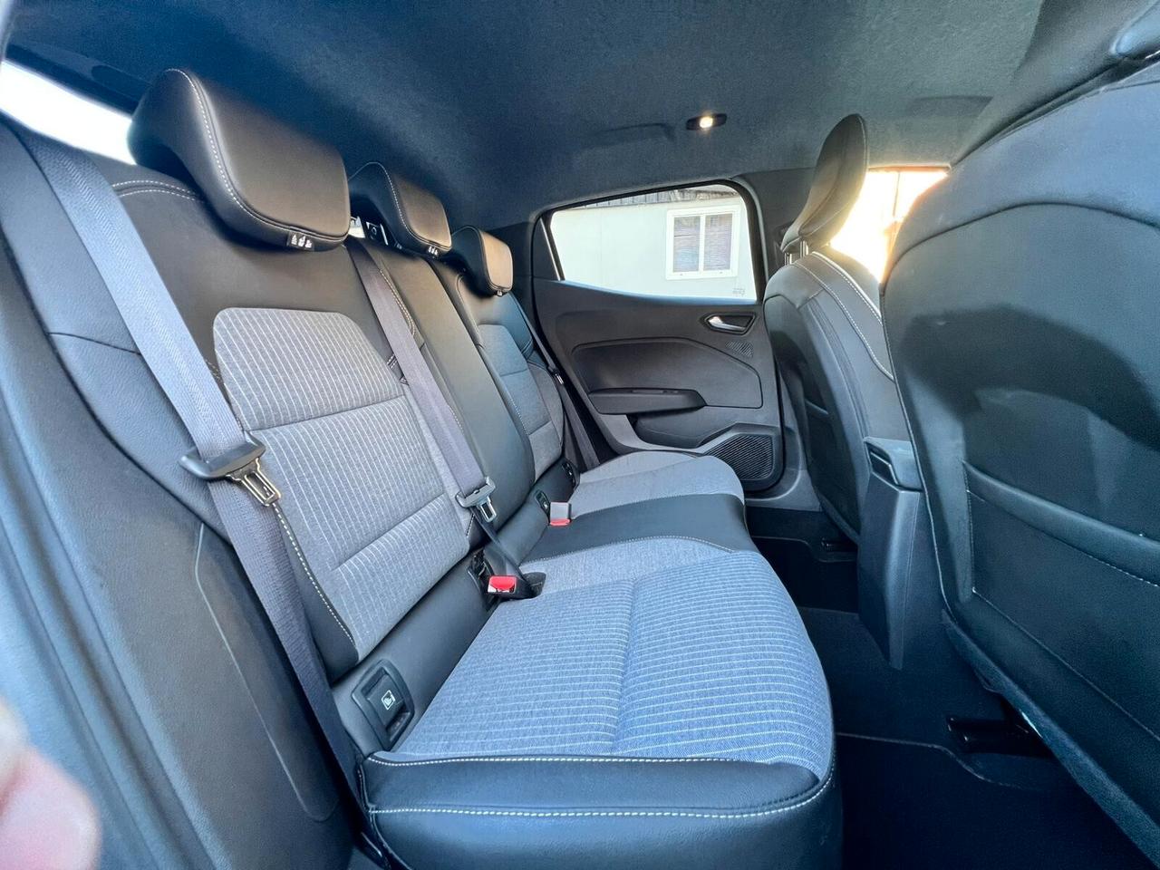 Renault Clio TCe 90 CV 5 porte Techno