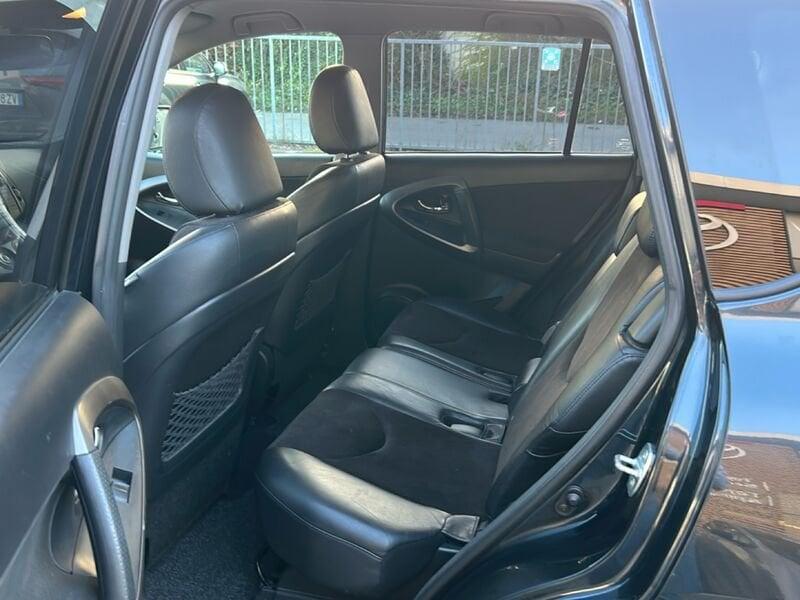 Toyota RAV4 RAV4 2.2 D-4D 150 CV DPF Exclusive