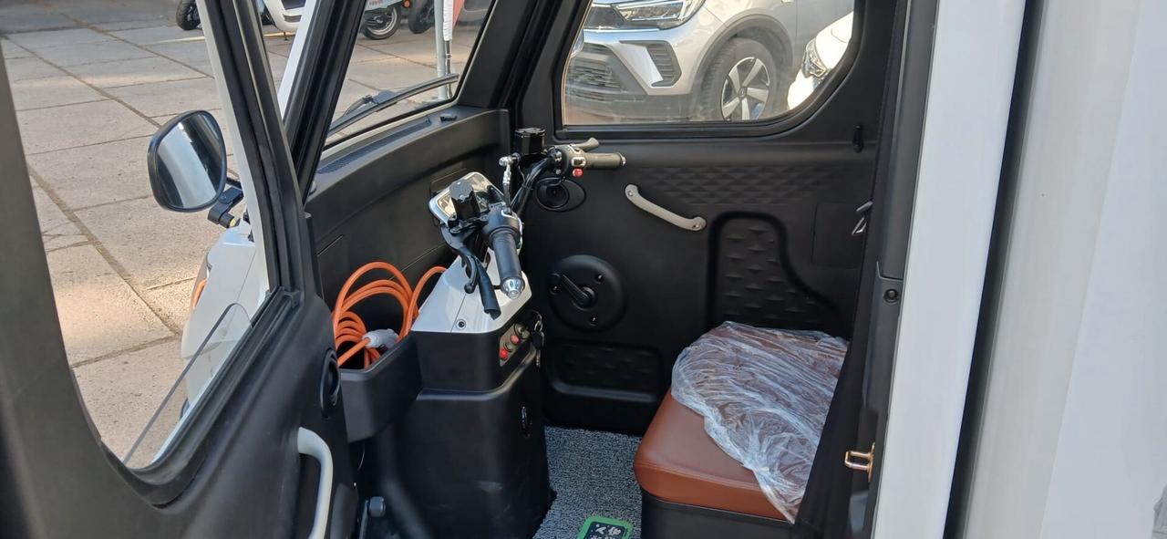 SPOSATO - E-GO - Furgone Elettrico motore 3.000 W