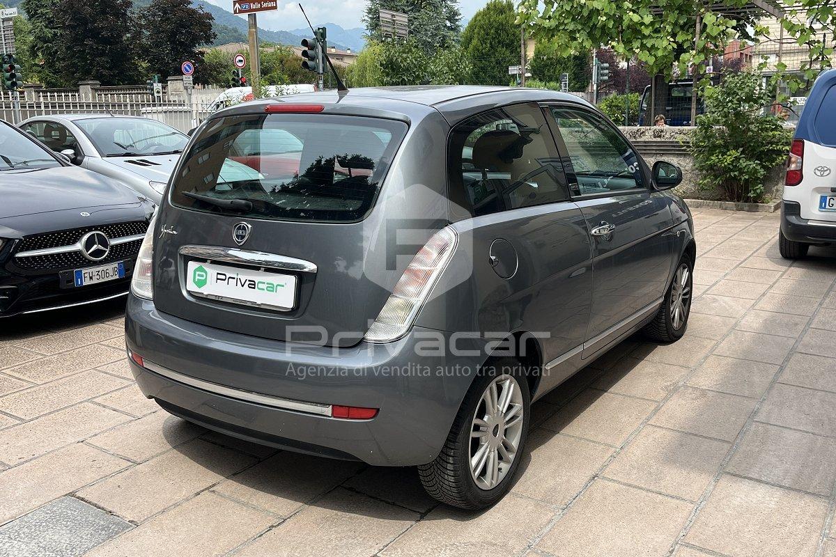LANCIA Ypsilon 1.2 69 CV Unyca