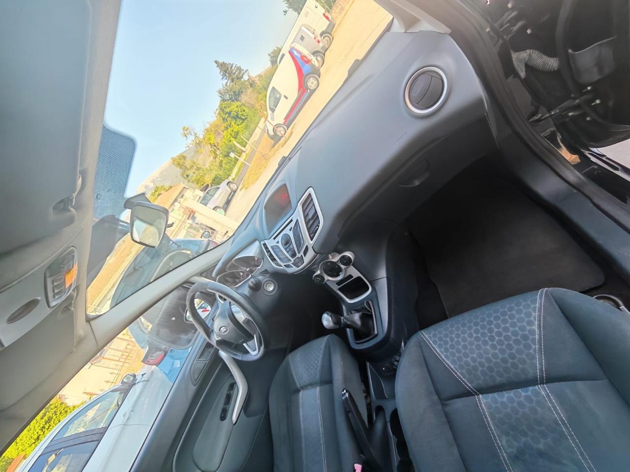 Ford Fiesta 1.4 TDCi 5p. Titanium garantirà