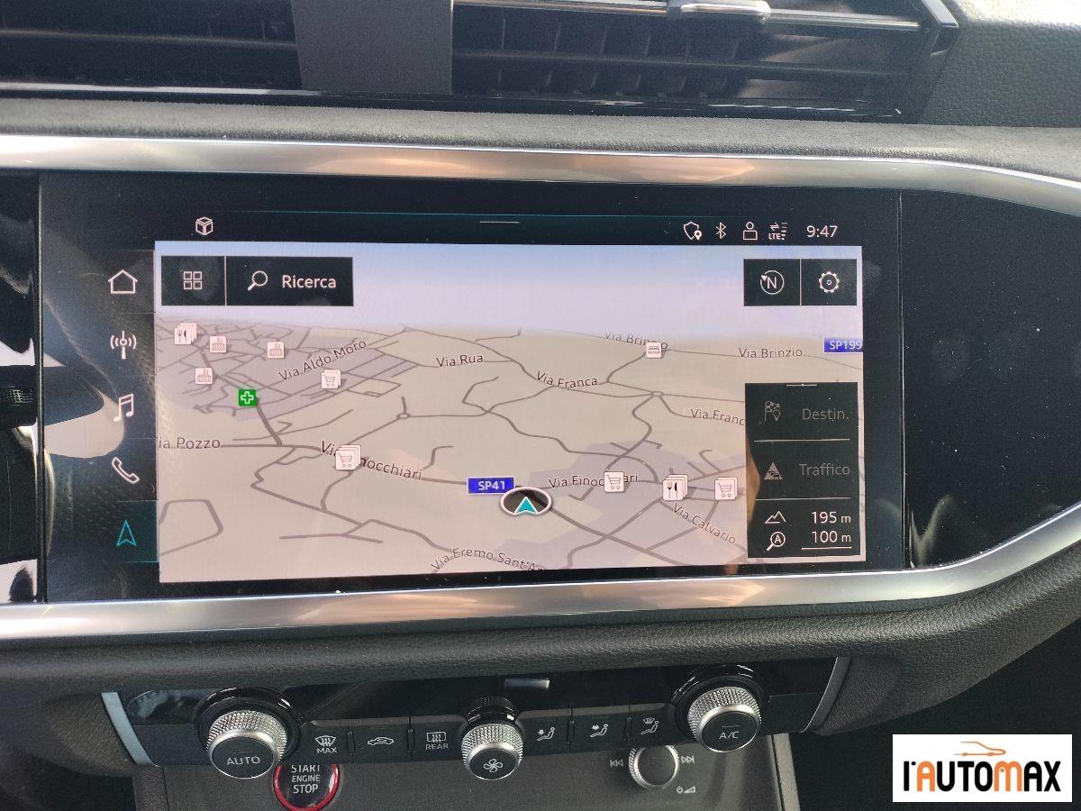 AUDI - Q3 Sportback RS 2.5 quattro s-tronic